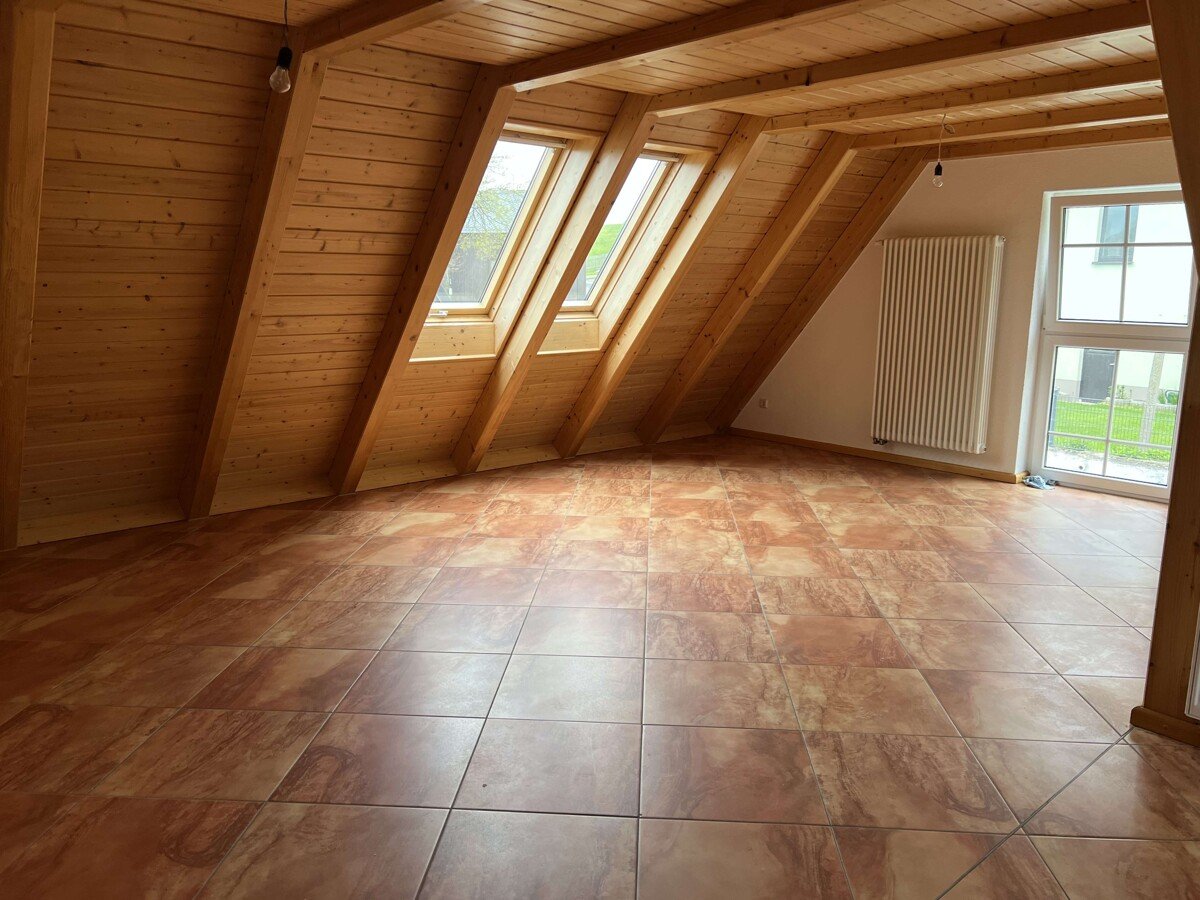 Wohnung DG links