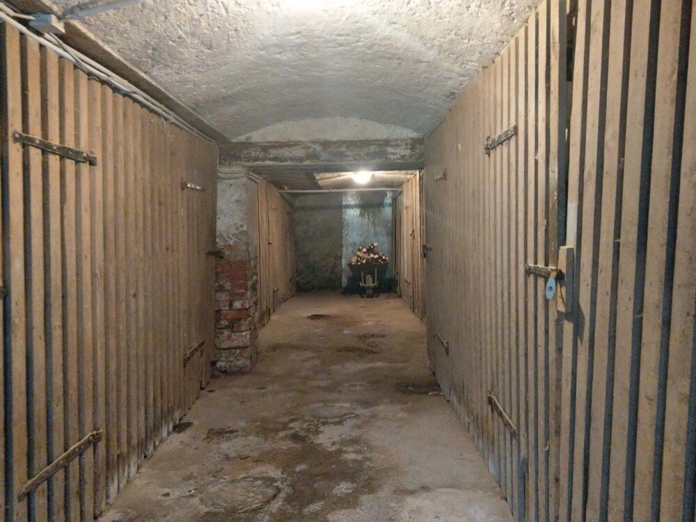 Keller