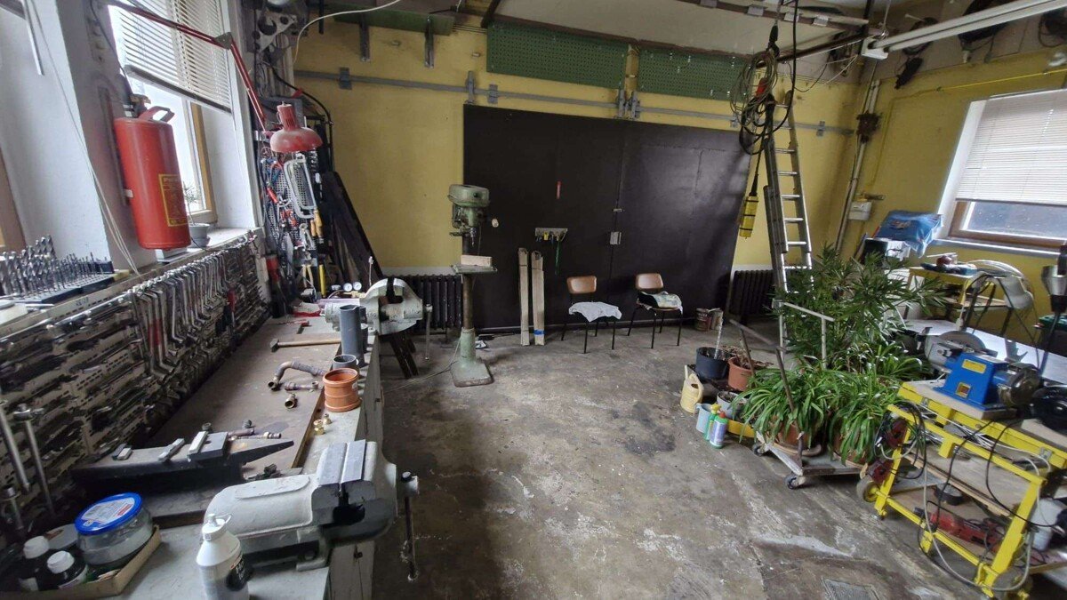 Garage